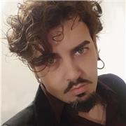 Filmmaker/Videomaker con esperienza in produzioni video e Regia Cinematografica, offre lezioni private di cinema e comunicazione audiovisiva